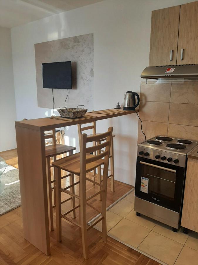 Belmir Apartment Mali Mokri Lug Eksteriør billede